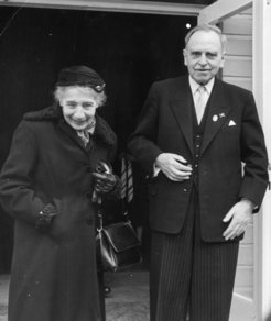 Lise Meitner and Otto Hahn in 1959.